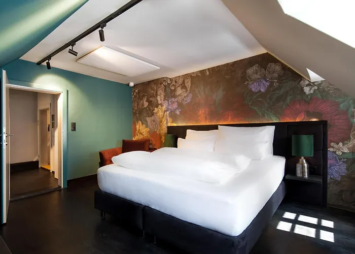 Aiola Living Boutique Hotel 4*