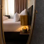 Отель Aiola Living Boutique 4*