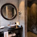 Aiola Living Boutique Отель Грац