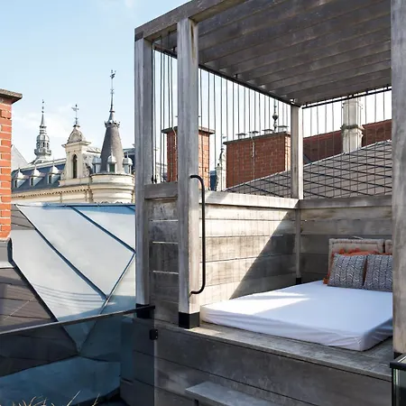 酒店 Aiola Living Boutique 4*