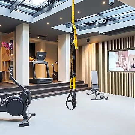 Aiola Living Boutique Hotel 4*