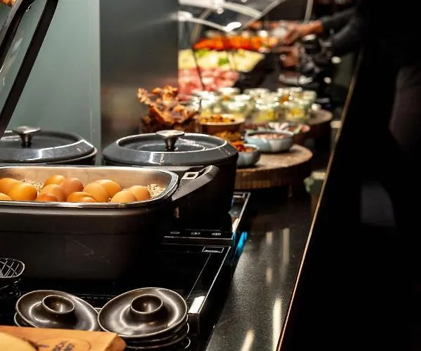 فندق Aiola Living Boutique 4*