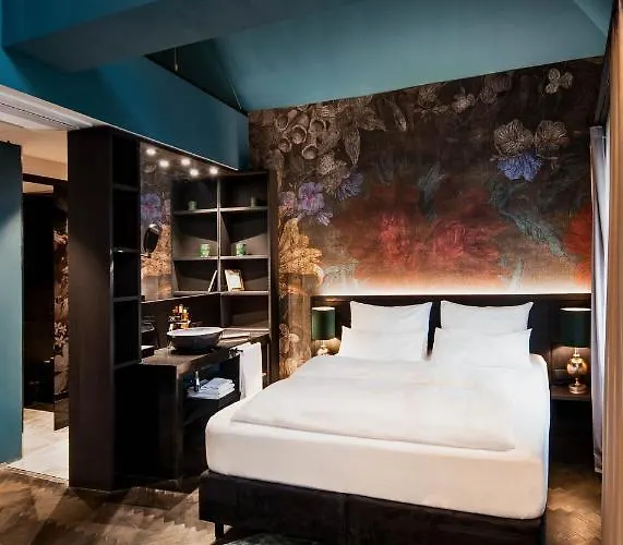 Aiola Living Boutique 4*