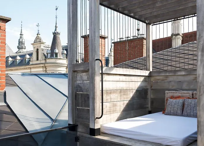 فندق Aiola Living Boutique 4*